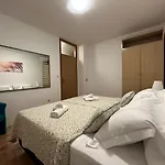 Family Apartment Makarska